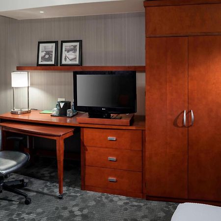 Courtyard By Marriott Seattle Kirkland Hotel Ngoại thất bức ảnh