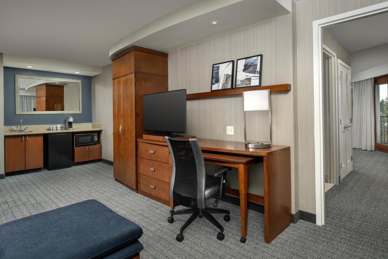 Courtyard By Marriott Seattle Kirkland Hotel Ngoại thất bức ảnh