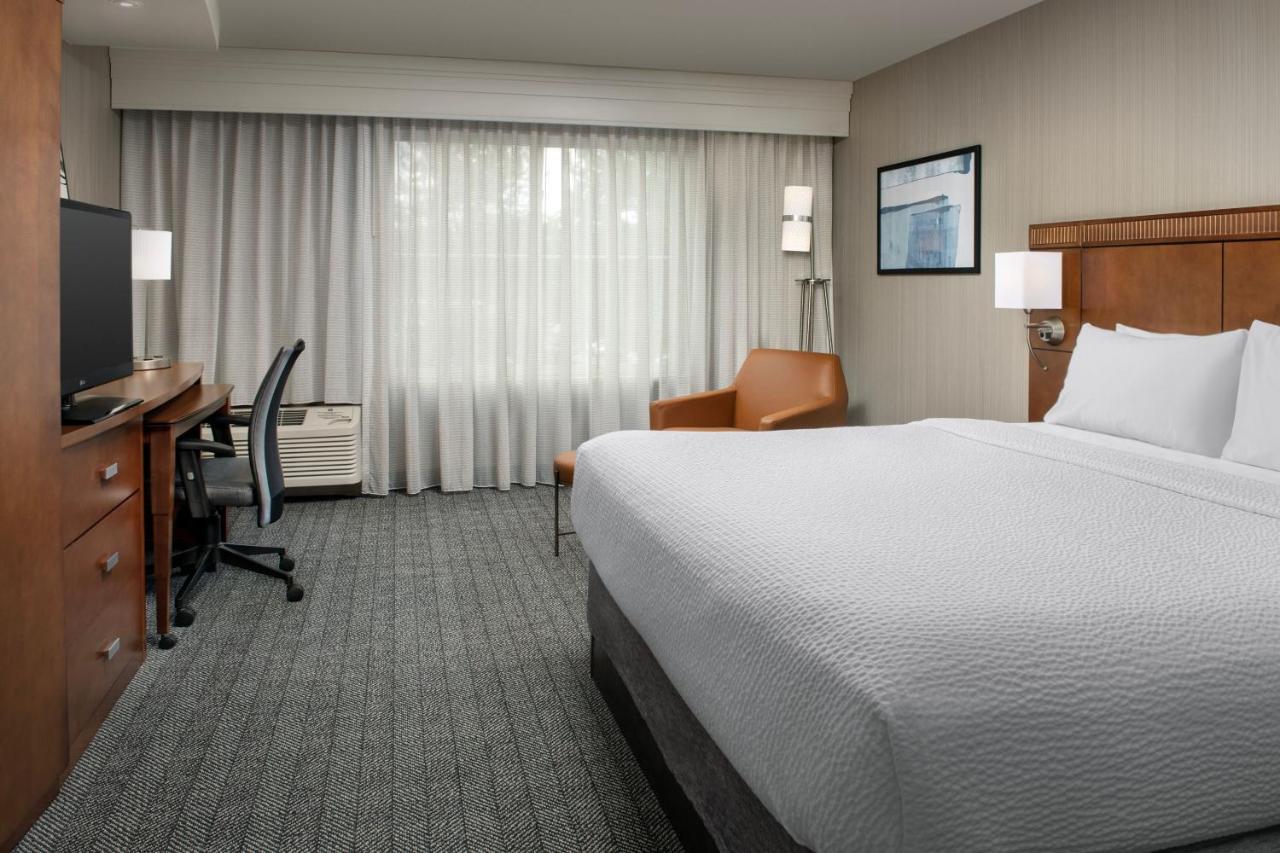Courtyard By Marriott Seattle Kirkland Hotel Ngoại thất bức ảnh