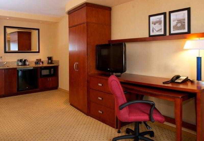 Courtyard By Marriott Seattle Kirkland Hotel Phòng bức ảnh