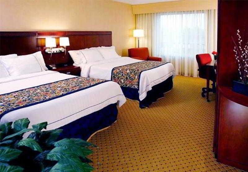 Courtyard By Marriott Seattle Kirkland Hotel Phòng bức ảnh