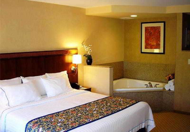 Courtyard By Marriott Seattle Kirkland Hotel Ngoại thất bức ảnh